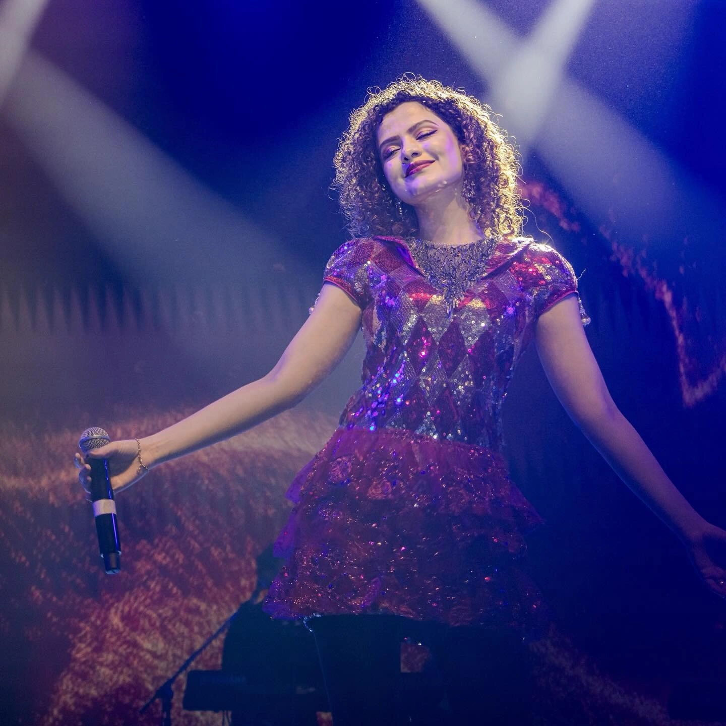 palak muchhal net worth