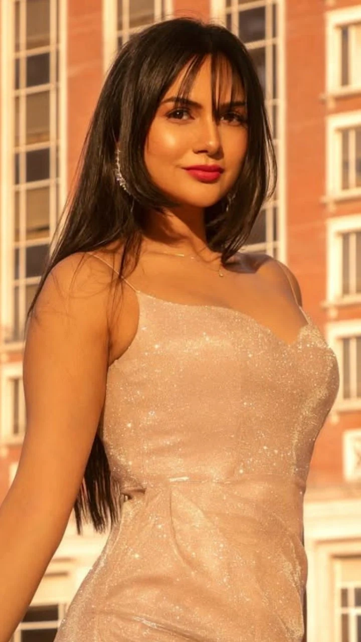 Akanksha Chamola,