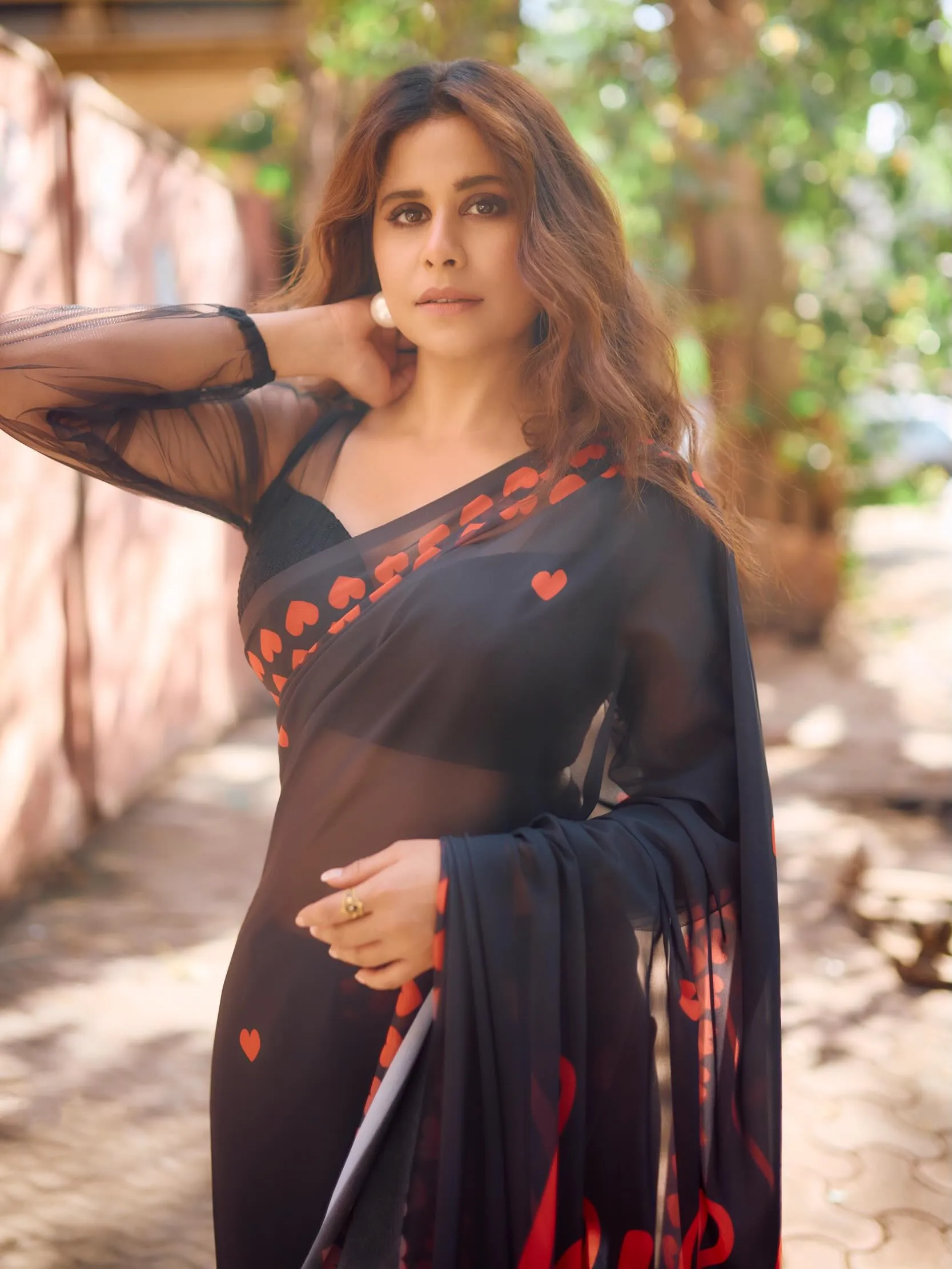 Sai Tamhankar Husband Profession