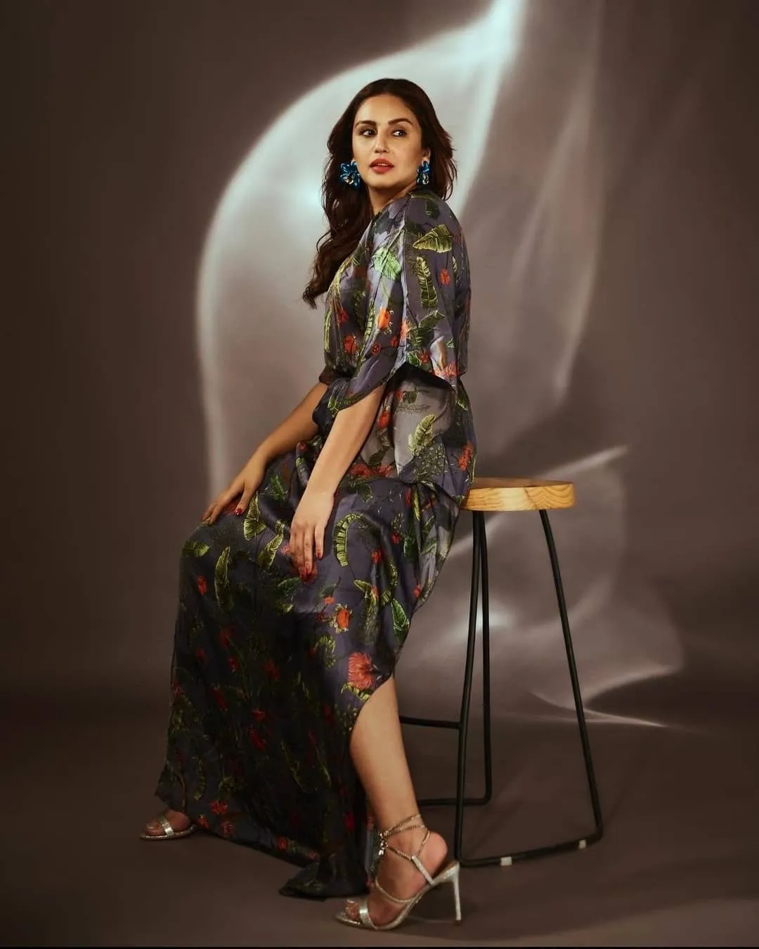 Huma Qureshi Series, 