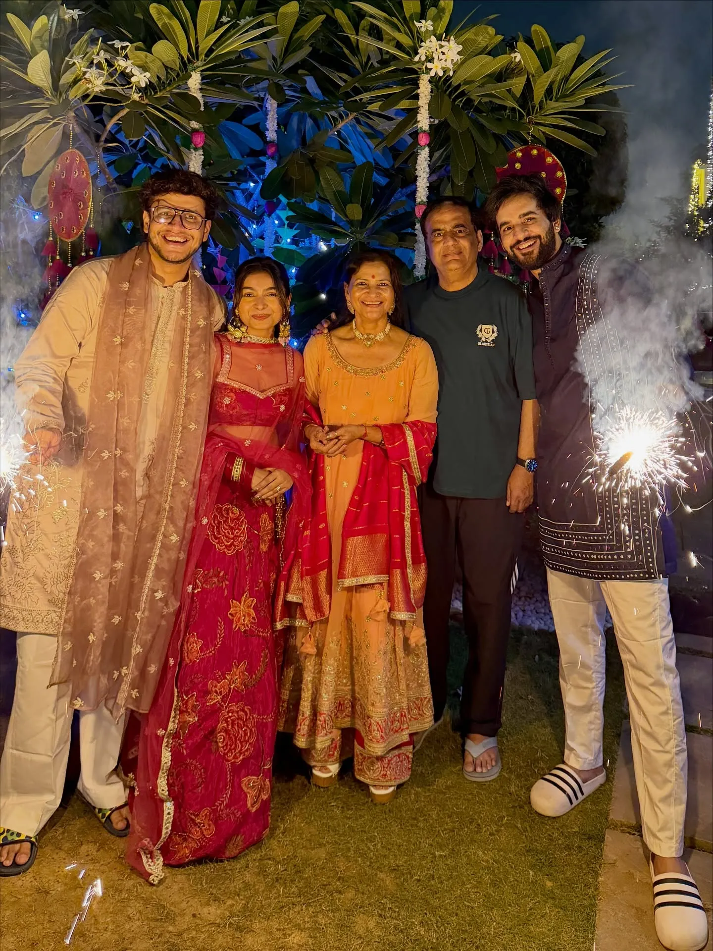 Fukra Insaan Family